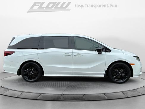 Used 2024 Honda Odyssey Sport image 10
