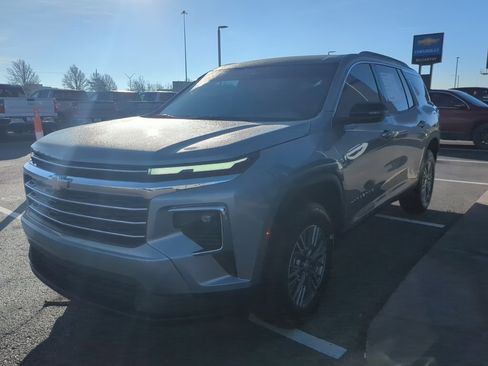 Certified 2026 Chevrolet Traverse LT w/ LPO, Floor Liner Package image 4