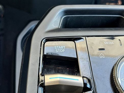 Used 2024 BMW iX xDrive50 w/ Sport Package image 25