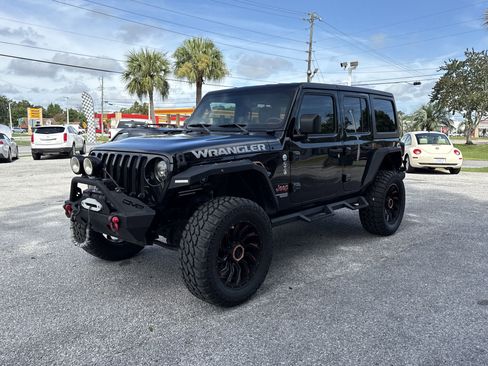 Used 2018 Jeep Wrangler Unlimited Sport S image 1