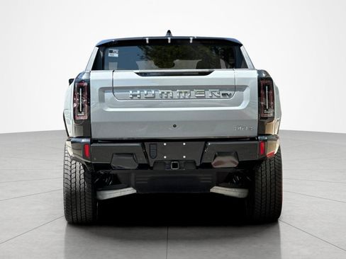 Used 2024 GMC Hummer EV 2X w/ LPO, Illumination Package AWD/4WD image 4