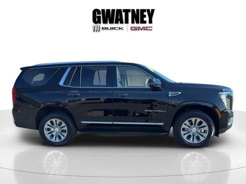 Used 2026 GMC Yukon Denali image 7