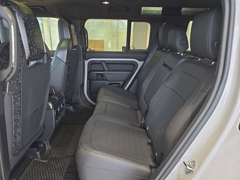 New 2026 Land Rover Defender 110 OCTA AWD/4WD image 8
