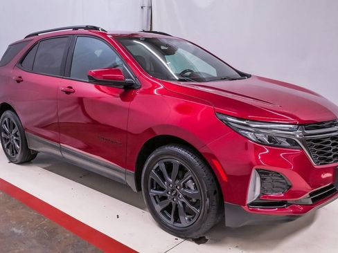 Used 2022 Chevrolet Equinox RS image 5