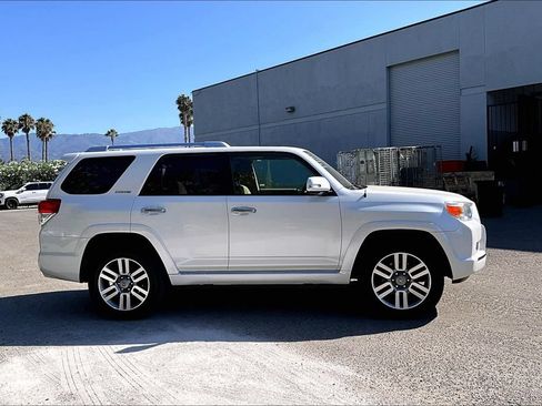 Used 2012 Toyota 4Runner Limited AWD/4WD image 11