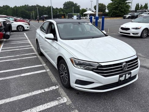 Used 2020 Volkswagen Jetta S FWD image 2