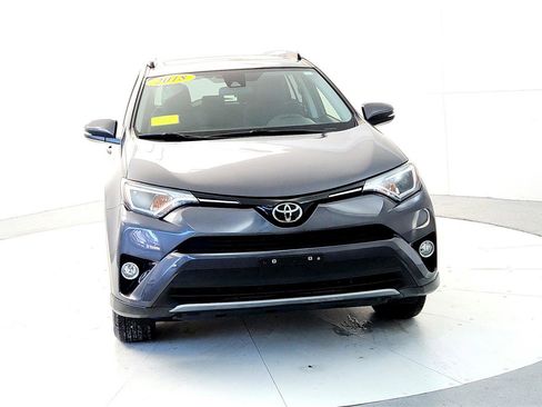 Used 2018 Toyota RAV4 XLE image 8
