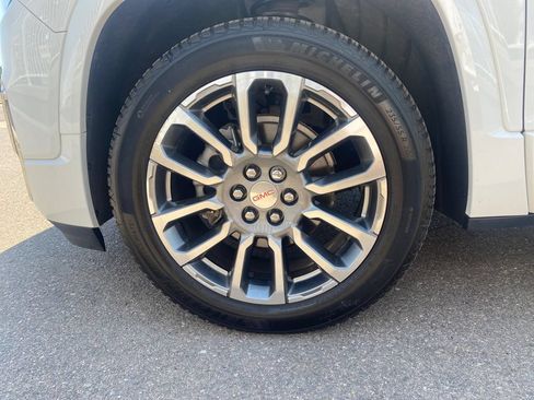 Used 2023 GMC Acadia Denali AWD/4WD image 26