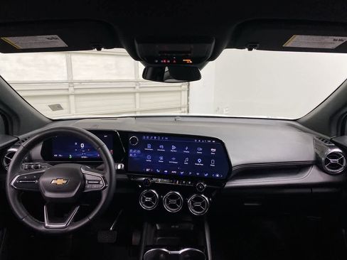Used 2024 Chevrolet Blazer EV LT AWD/4WD image 12