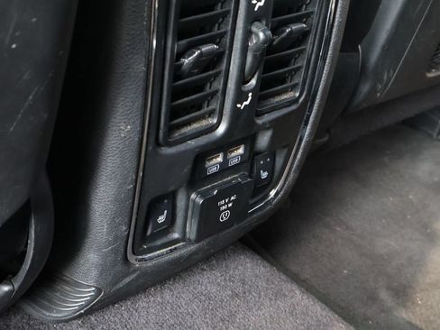 Used 2017 Dodge Durango GT w/ Premium Group AWD/4WD image 32
