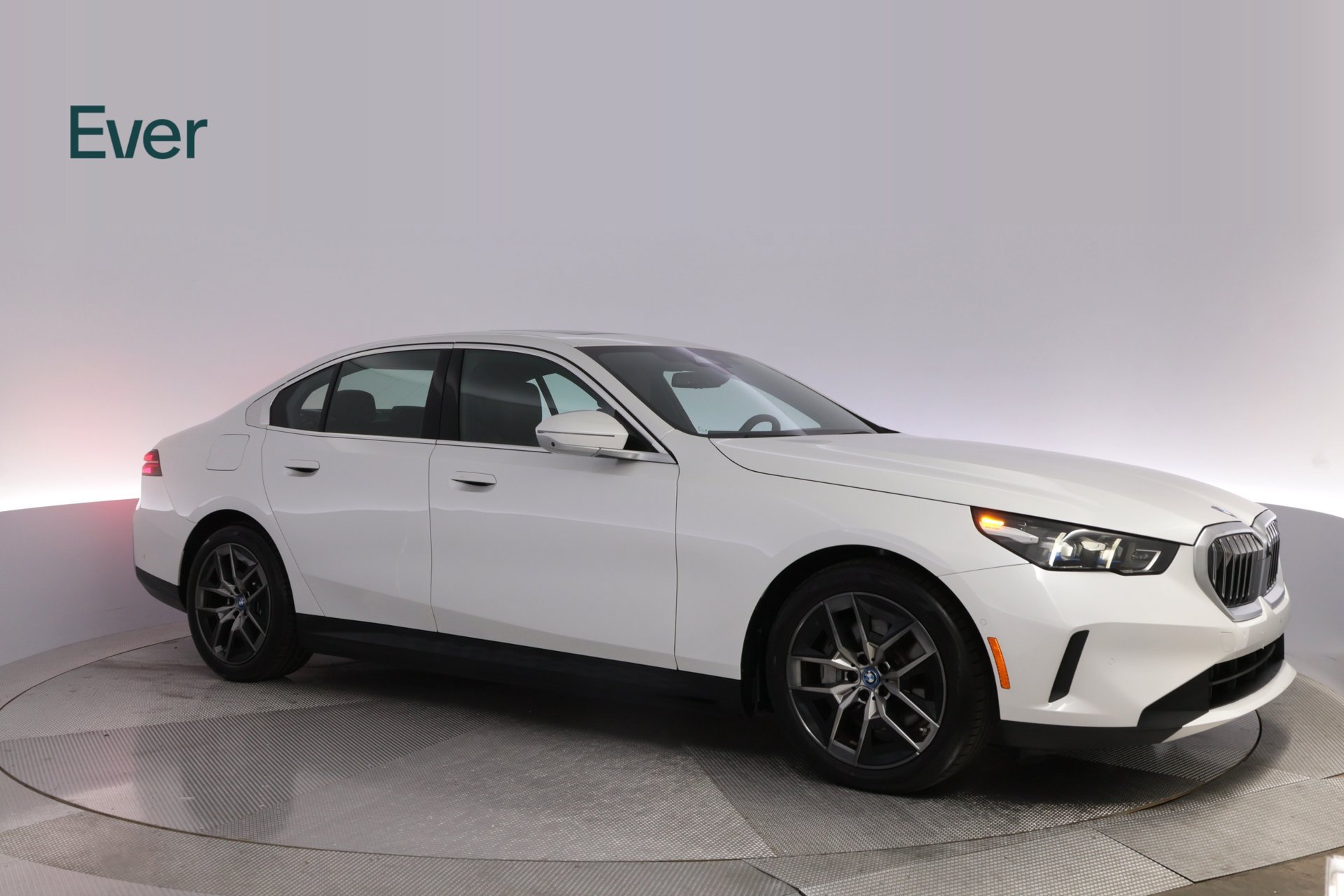 Used 2025 BMW i5 xDrive40 w/ Premium Package AWD/4WD image 14