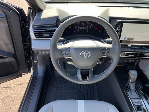 Used 2025 Toyota Camry SE w/ Multimedia Upgrade Package AWD/4WD image 12