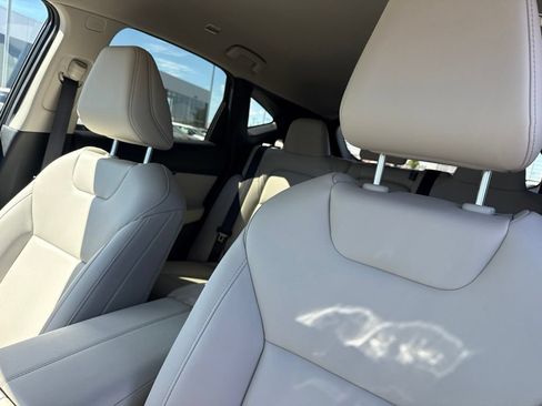 Certified 2025 Nissan Murano SV AWD/4WD image 22