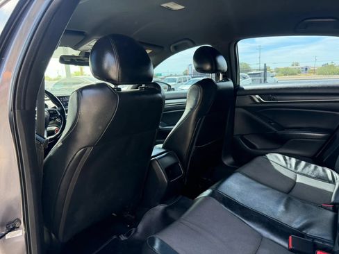 Used 2018 Honda Accord Sport image 24