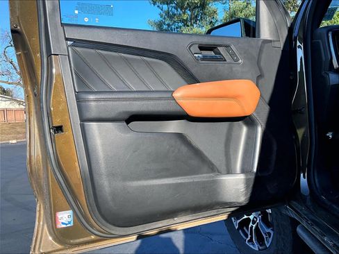 Used 2023 GMC Canyon AT4 w/ Technology Package image 24