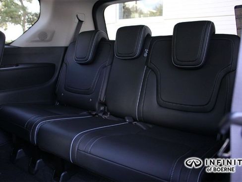 Certified 2026 INFINITI QX80 Luxe w/ Cargo Package image 18
