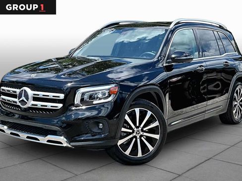 Used 2023 Mercedes-Benz GLB 250 image 1