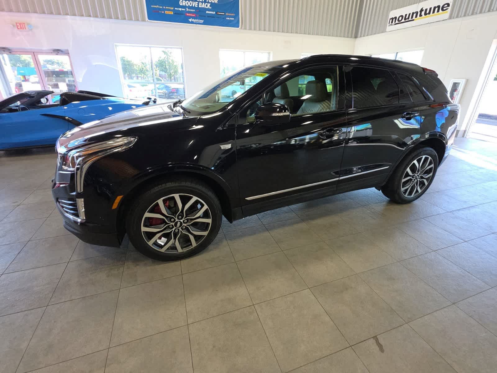 Used 2022 Cadillac XT5 Sportv w/ Platinum Package AWD/4WD image 13