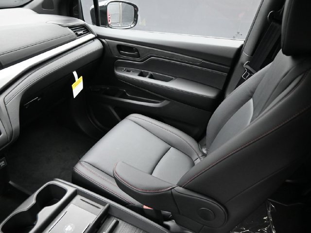 New 2026 Honda Odyssey Sport-L image 11
