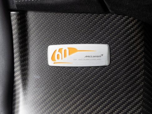 Used 2024 McLaren 750S Spider image 27