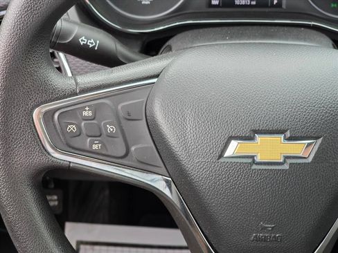 Used 2019 Chevrolet Cruze LT FWD image 15