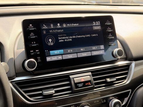 Used 2022 Honda Accord Sport image 20