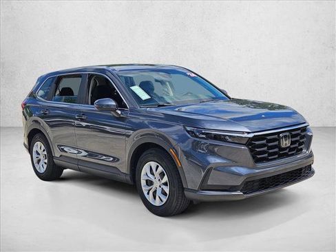 Used 2024 Honda CR-V LX image 3