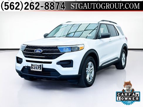 Used 2021 Ford Explorer XLT RWD image 1