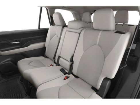 Certified 2026 Toyota Grand Highlander FWD image 12