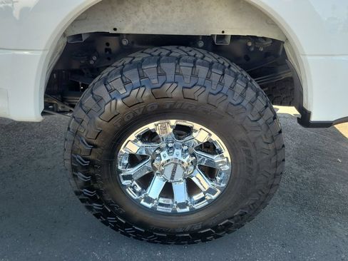 Used 2022 Ford F350 Lariat w/ Lariat Ultimate Package AWD/4WD image 32