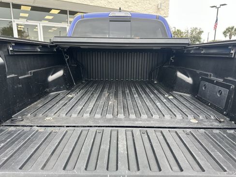 Used 2023 Toyota Tacoma SR image 32