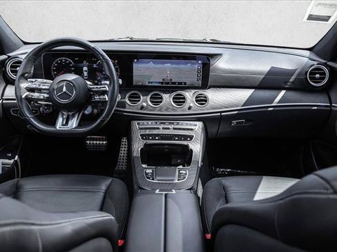 Used 2022 Mercedes-Benz E 53 AMG 4MATIC Sedan image 21