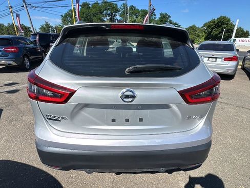 Used 2022 Nissan Rogue Sport SV AWD/4WD image 6
