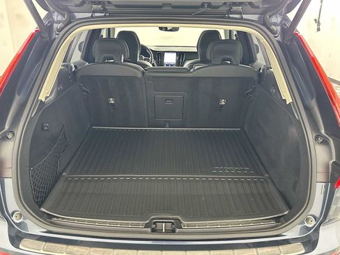 Used 2025 Volvo XC60 T8 Plus w/ Protection Package Premier image 24