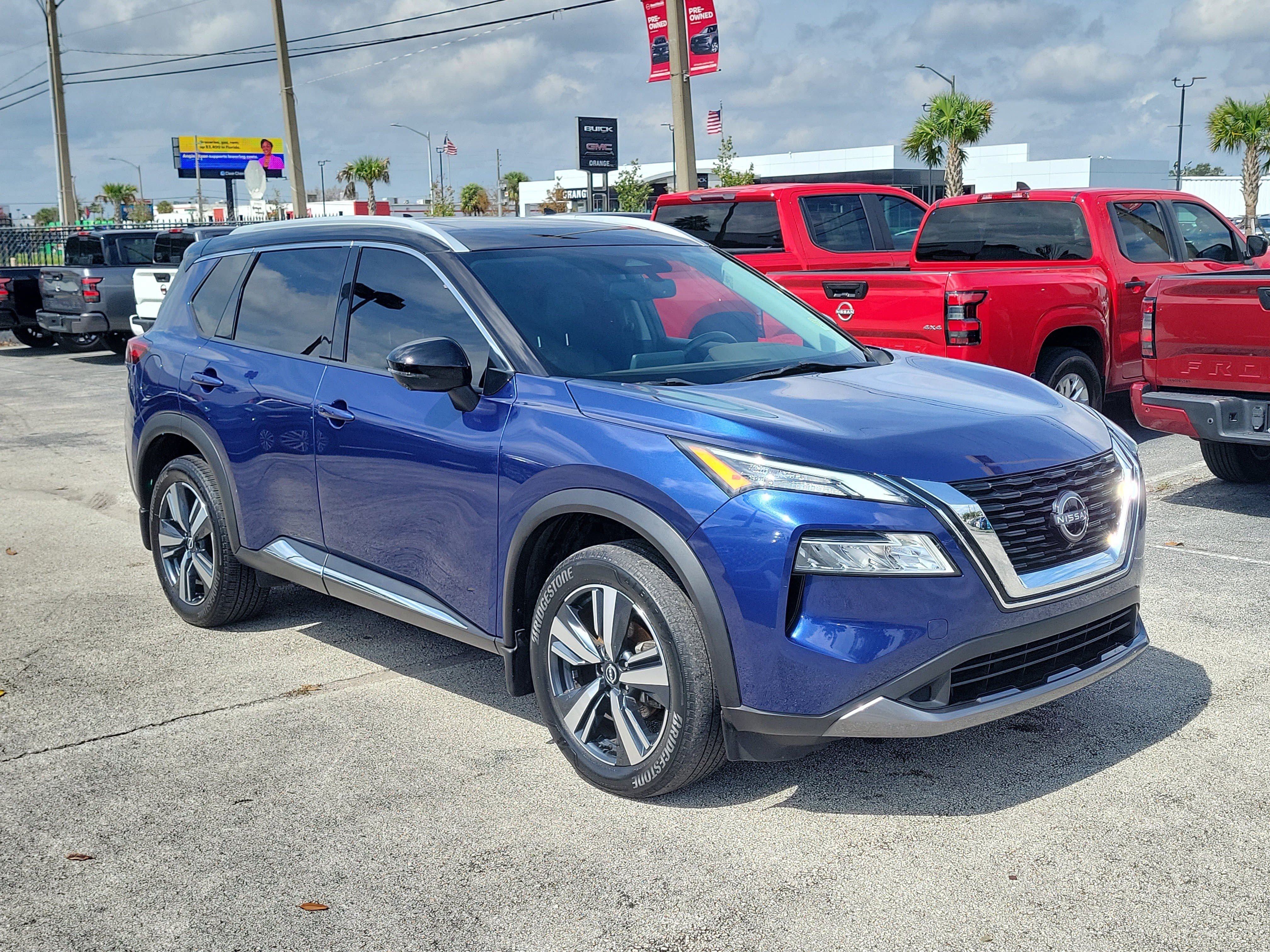 Certified 2023 Nissan Rogue SL FWD image 3