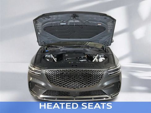 Used 2025 Genesis GV70 2.5T AWD/4WD image 16