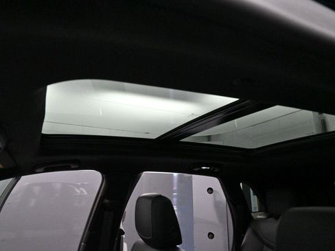 Certified 2025 Cadillac XT5 Premium Luxury image 34