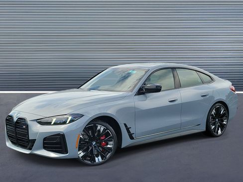 New 2026 BMW M440i w/ Premium Package RWD image 1