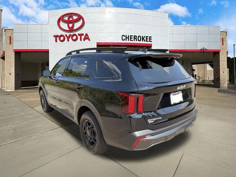 Used 2024 Kia Sorento SX Prestige w/ Olive Brown Leather Package AWD/4WD image 7