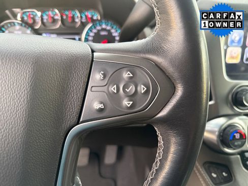 Used 2019 Chevrolet Suburban LT w/ Luxury Package image 21