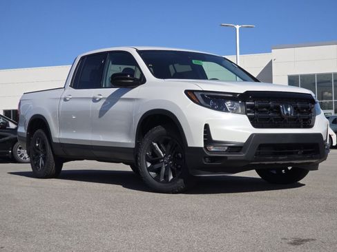 New 2026 Honda Ridgeline Sport image 2