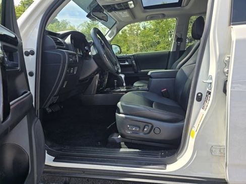 Used 2021 Toyota 4Runner TRD Off-Road Premium w/ Moonroof Package image 11