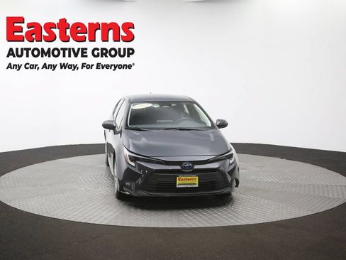 Used 2023 Toyota Corolla LE FWD image 49