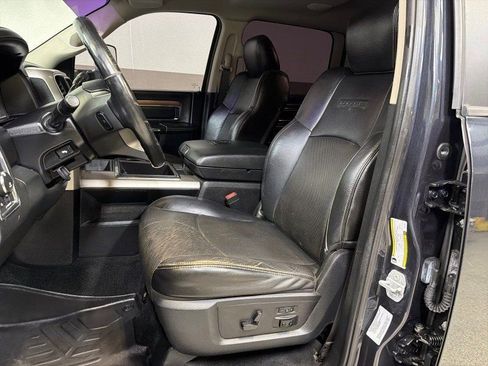 Used 2015 RAM 3500 Laramie w/ Convenience Group AWD/4WD image 12