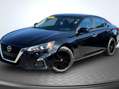 Used 2022 Nissan Altima 2.5 SV