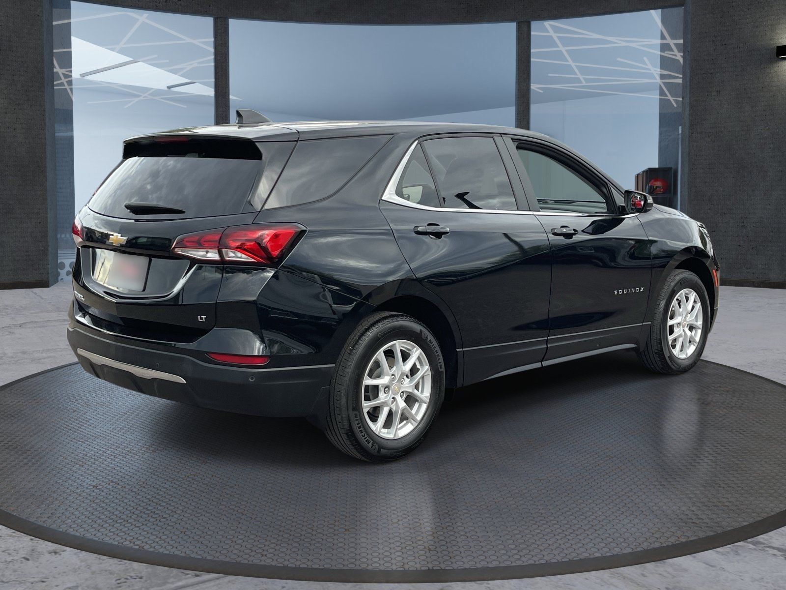 Used 2024 Chevrolet Equinox LT FWD image 6