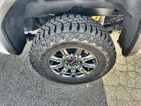 New 2026 GMC Sierra 1500 AT4X AWD/4WD image 12