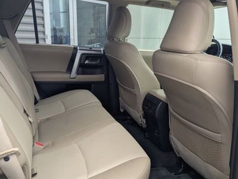 Used 2016 Toyota 4Runner SR5 image 14