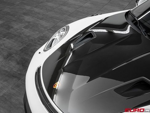 Used 2019 Porsche 911 GT2 RS image 9