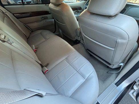 Used 2009 Mercury Grand Marquis LS image 23